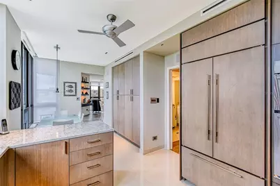 1211 Gulf Of Mexico Drive #302, Longboat Key, FL 34228 - Photo 15