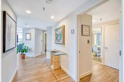 1211 Gulf Of Mexico Drive #302, Longboat Key, FL 34228 - Photo 5