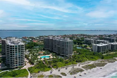 1211 Gulf Of Mexico Drive #302, Longboat Key, FL 34228 - Photo 49