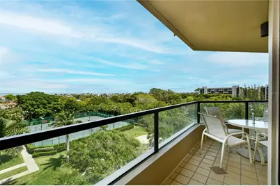 1211 Gulf Of Mexico Drive #302, Longboat Key, FL 34228 - Photo 33