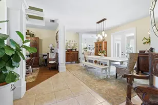 1753 Kingsdown Dr, Sarasota, FL 34240 - Photo 7
