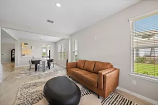 11107 Fieldstone Dr, Palmetto, FL 34221 - Photo 7