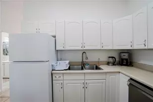 12113 Capilla Ln, North Port, FL 34287 - Photo 13