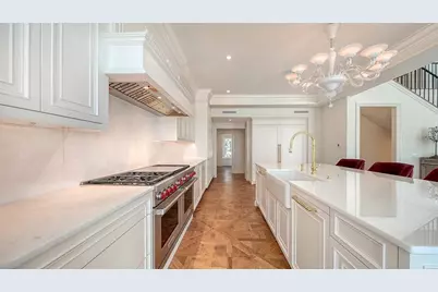6529 Gulfside Road, Longboat Key, FL 34228 - Photo 9