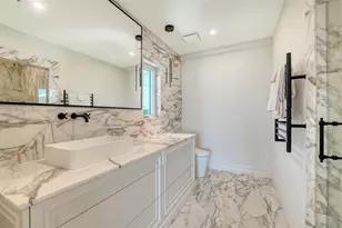6529 Gulfside Rd, Longboat Key, FL 34228 - Photo 23