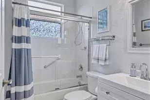 6311 43rd Ct E, Sarasota, FL 34243 - Photo 35