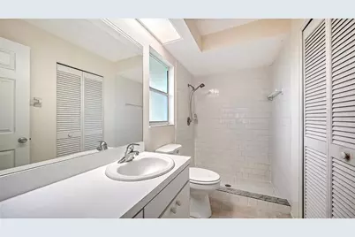 6822 Tema Lane, Sarasota, FL 34241 - Photo 17