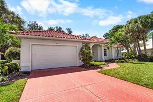 2107 Tocobaga Ln, Nokomis, FL 34275 - Photo 5