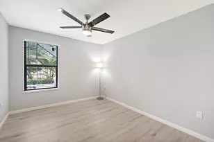 5744 Augusta Cir, Sarasota, FL 34238 - Photo 35