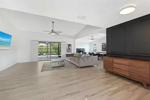 5744 Augusta Cir, Sarasota, FL 34238 - Photo 19