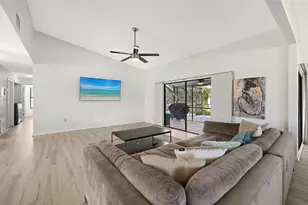 5744 Augusta Cir, Sarasota, FL 34238 - Photo 9