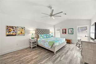 432 W Gate Dr, Venice, FL 34285 - Photo 31