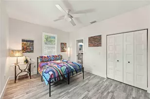 432 W Gate Dr, Venice, FL 34285 - Photo 27