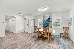 432 W Gate Dr, Venice, FL 34285 - Photo 17
