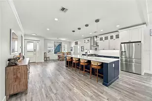 432 W Gate Dr, Venice, FL 34285 - Photo 11