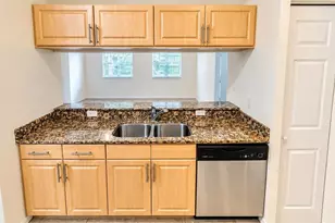 1064 N Tamiami Trl, Sarasota, FL 34236 - Photo 3