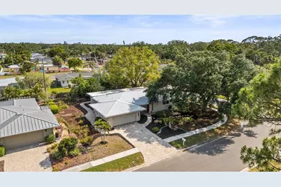 6512 Bowline Drive, Sarasota, FL 34231 - Photo 25
