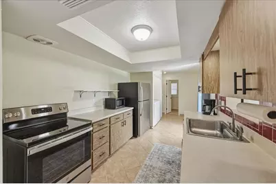 7312 17th Avenue W, Bradenton, FL 34209 - Photo 13