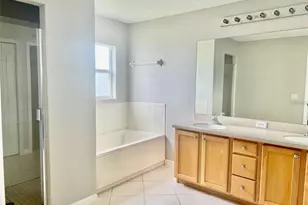 304 Beacon Harbour Loop, Bradenton, FL 34212 - Photo 13