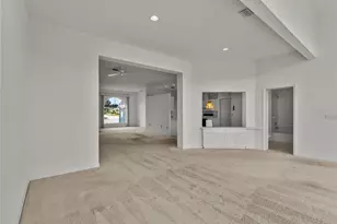 5121 Palm Aire Dr, Sarasota, FL 34243 - Photo 15