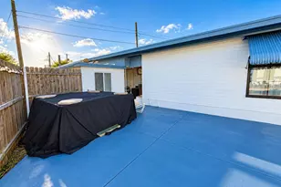 6925 W Bayou Ln, Bradenton, FL 34207 - Photo 33