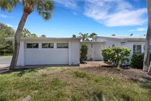 214 Hour Glass Way, Sarasota, FL 34242 - Photo 43