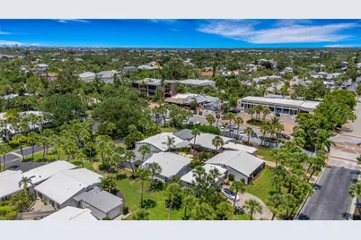 214 Hourglass Way #V-4, Sarasota, FL 34242 - Photo 75