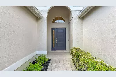 4190 Westbourne Circle, Sarasota, FL 34238 - Photo 3