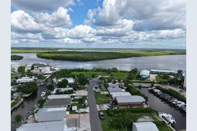 613 E Palm Avenue, Goodland, FL 34140 - Photo 19