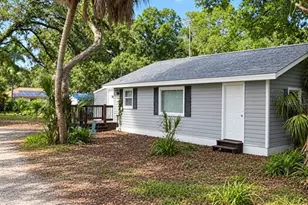 1463 19th St, Sarasota, FL 34234 - Photo 1