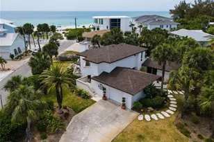 106 49th St, Holmes Beach, FL 34217 - Photo 63