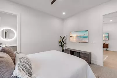 2425 Temple Street, Sarasota, FL 34239 - Photo 43