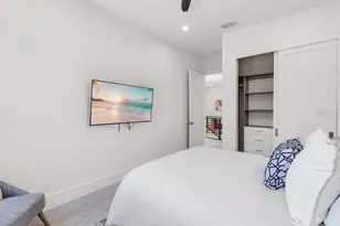 2425 Temple St, Sarasota, FL 34239 - Photo 25