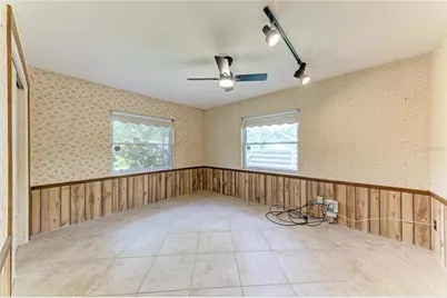 319 20th Street E, Bradenton, FL 34208 - Photo 33