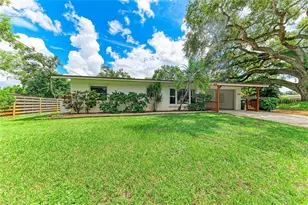 319 20th St E, Bradenton, FL 34208 - Photo 43