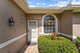 5204 Mahogany Run Ave, Sarasota, FL 34241 - Photo 3