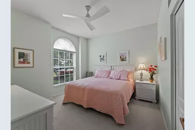 5204 Mahogany Run Avenue, Sarasota, FL 34241 - Photo 9