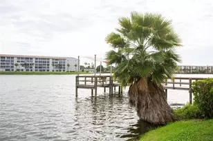 3710 Lake Bayshore Dr, Bradenton, FL 34205 - Photo 31