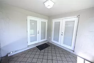1922 Marcia St, Sarasota, FL 34231 - Photo 3