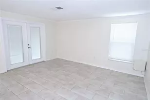 1922 Marcia St, Sarasota, FL 34231 - Photo 5