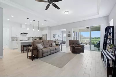 10018 Marbella Drive, Bradenton, FL 34211 - Photo 7