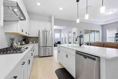 10018 Marbella Drive, Bradenton, FL 34211 - Photo 11