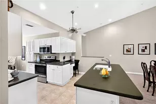 7609 Sweetbay Cir, Bradenton, FL 34203 - Photo 11
