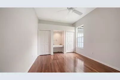 8105 Collingwood Court, University Park, FL 34201 - Photo 35