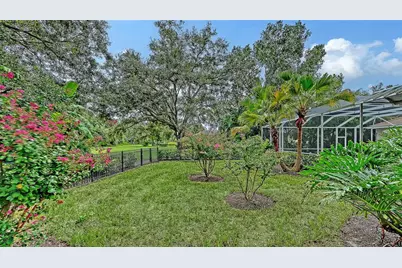 8105 Collingwood Court, University Park, FL 34201 - Photo 49