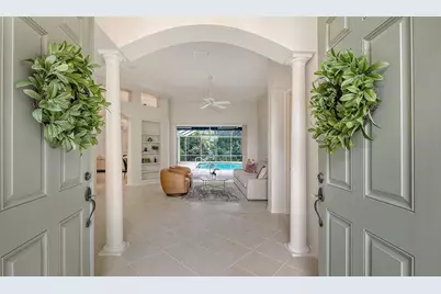 8105 Collingwood Court, University Park, FL 34201 - Photo 3