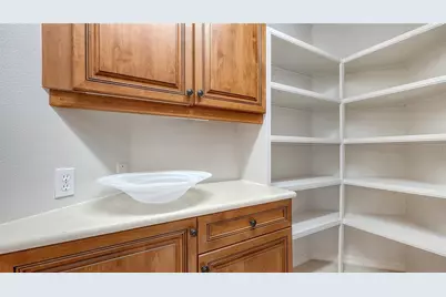 8105 Collingwood Court, University Park, FL 34201 - Photo 15