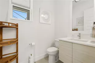 8035 Waterbend Trl, Sarasota, FL 34240 - Photo 21