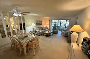 346 Springdale Dr W, Bradenton, FL 34210 - Photo 9