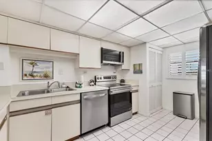 6480 Midnight Pass Rd, Sarasota, FL 34242 - Photo 17